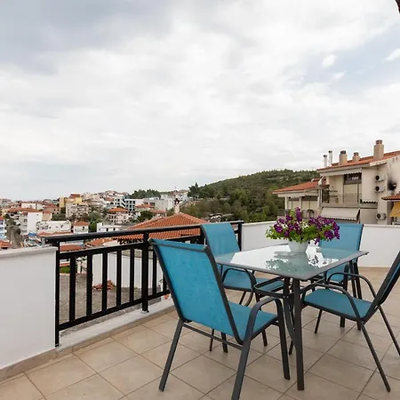 Dream House * Neos Marmaras