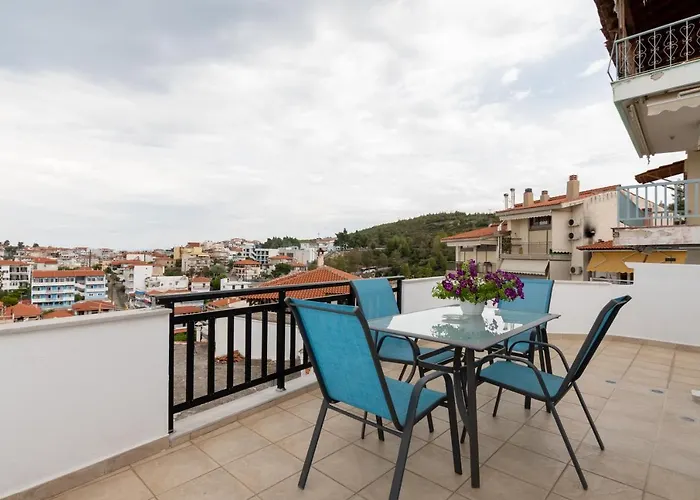 Dream House * Neos Marmaras