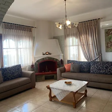 Dream House * Neos Marmaras